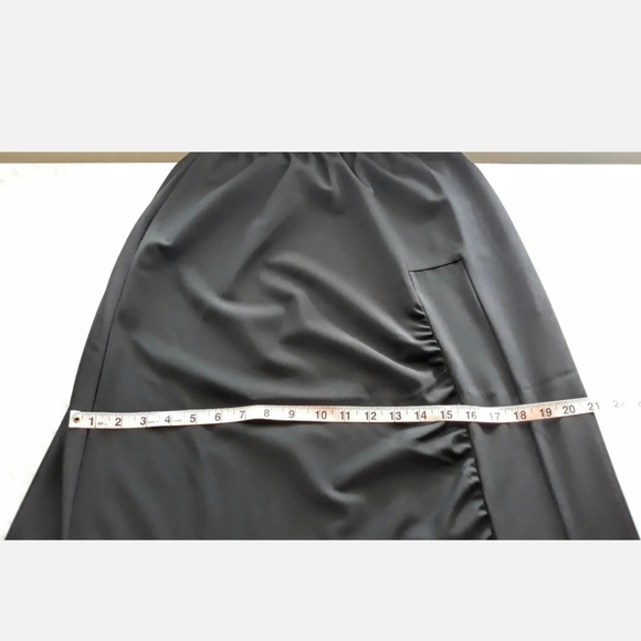 EUC Babette Small Black Midi Skirt Wool Blend Ruched Insert Pullon Elastic Waist - Picture 9 of 9